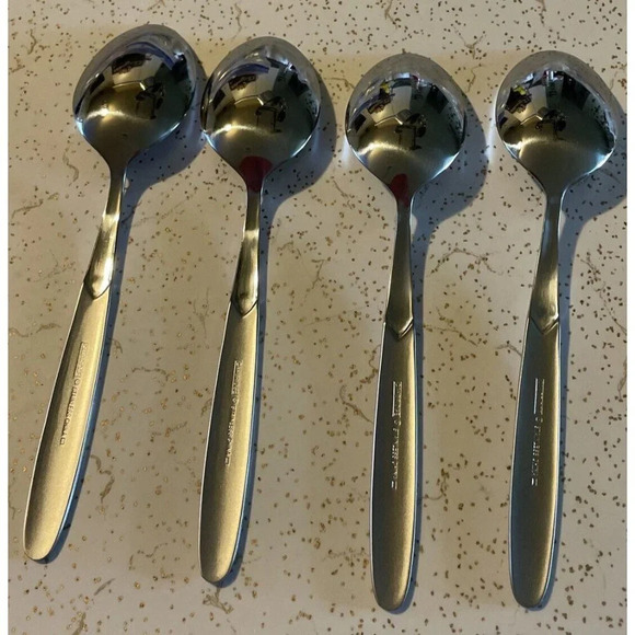 Cambridge Crescent Stainless 4 Tablespoons Frosted Satin Flatware NEW - Picture 2 of 3